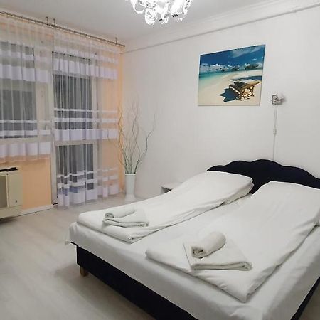 Anna apartman Szeged Exteriör bild